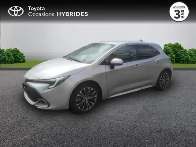 Gris minéral métallisé Occasion 2023 Toyota Corolla Design Berline | 27 700 € (Prix juste) - Image 1/4