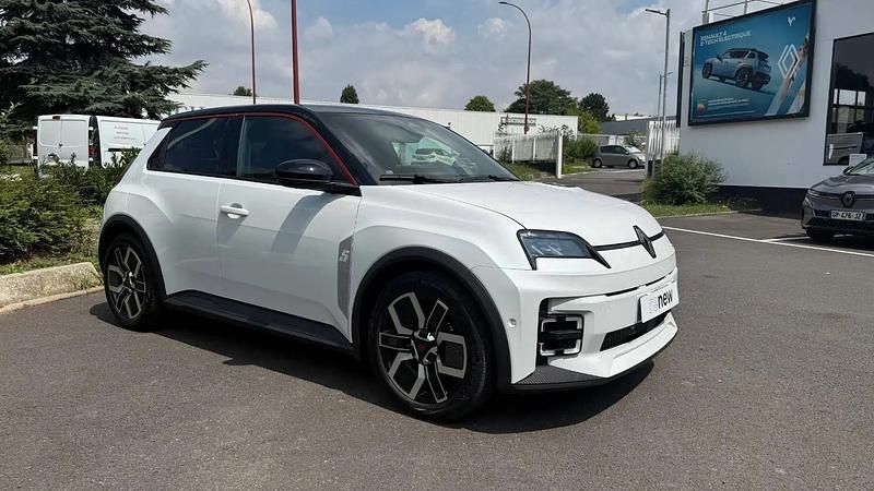 Blanc Occasion 2025 Renault 5 E-Tech Techno Berline | 33 290 € (Prix juste) - Image 1/4