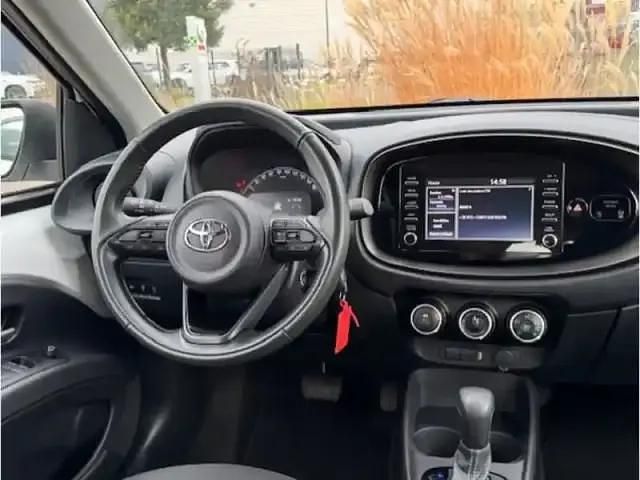 Occasion Toyota Aygo 72 ch (52 kW) 2023 Blanc Citadine