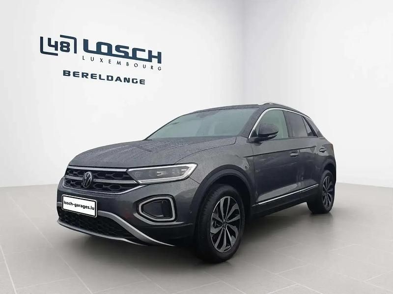 Gris Utilisé 2025 VW T-Roc Style SUV | 33 743 € (Prix assez cher) - Image 1/4