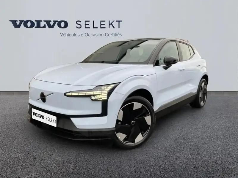 Noir Utilisé 2024 Volvo EX30 Ultra SUV | 36 999 € (Bon prix) - Image 1/4