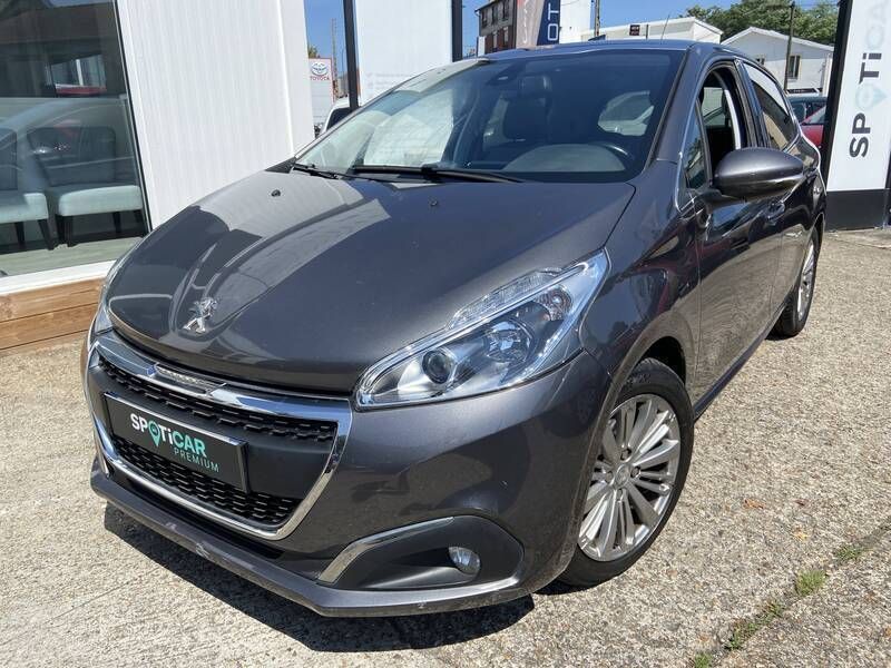 Gris Utilisé 2019 Peugeot 208 S Citadine | 12 290 € (Prix juste) - Image 1/3