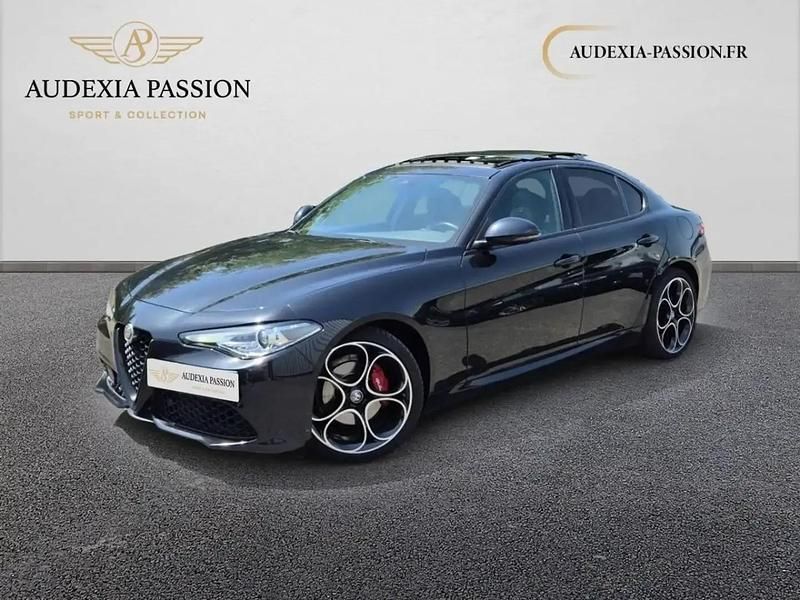 Noir Utilisé 2022 Alfa Romeo Giulia Sprint Sprint Coupé | 32 890 € - Image 1/4