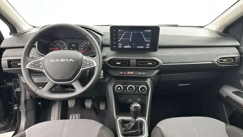 Image 3/4