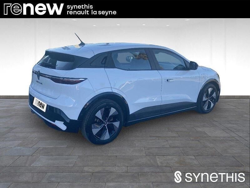 Occasion Renault Megane E-Tech Equilibre 161 kW (220 ch) 2022 Blanc Berline