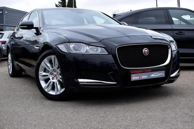 Noir Occasion 2017 Jaguar XF Prestige Berline | 19 900 € (Super prix) - Image 1/4