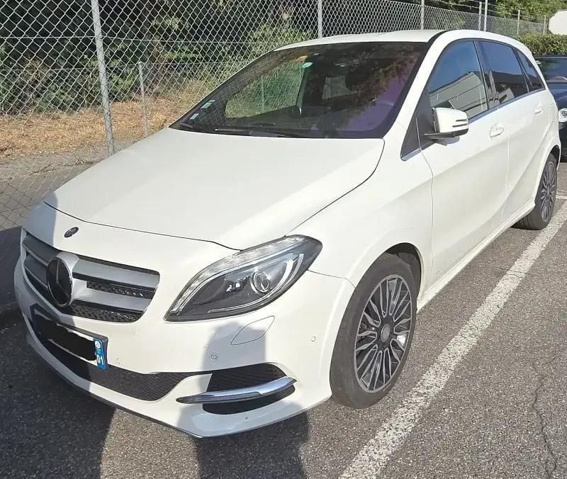 Blanc Utilisé 2016 Mercedes B Electric Drive Monospace | 7 000 € - Image 1/4