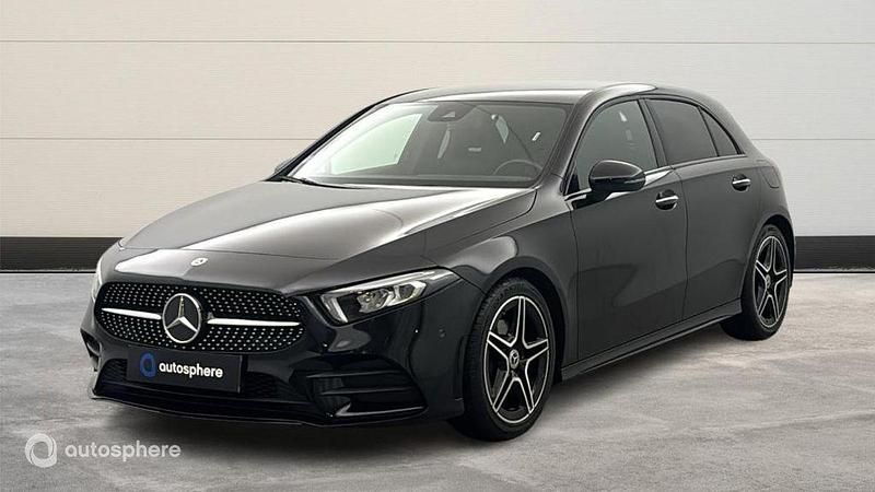 Noir Utilisé 2022 Mercedes A200 AMG line Berline | 29 999 € (Prix juste) - Image 1/4