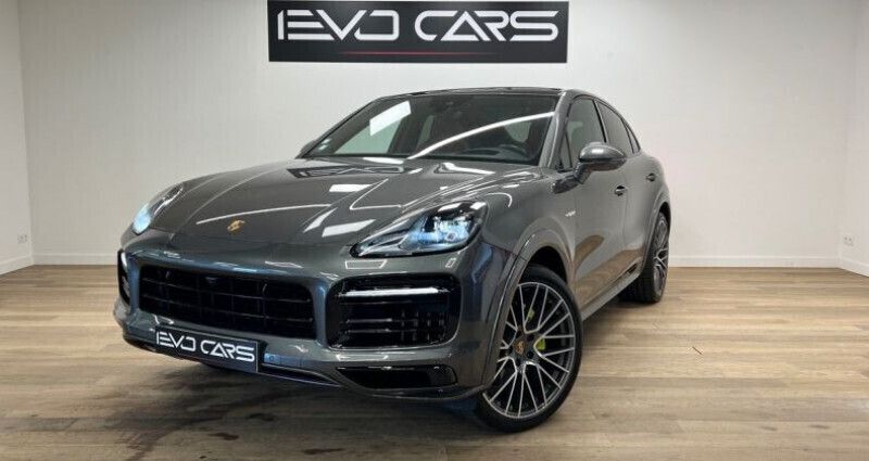 Utilisé 2020 Porsche Cayenne Chrono SUV | 74 990 € (Prix assez cher) - Image 1/4