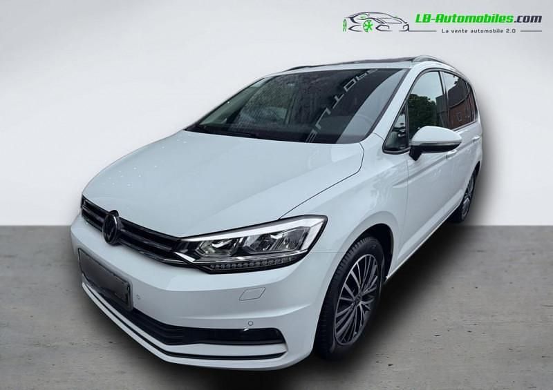 Utilisé 2023 VW Touran Monospace | 34 400 € (Prix juste) - Image 1/4
