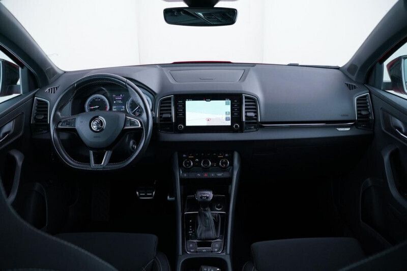 Image 2/4