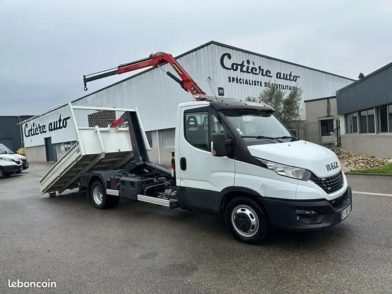 Utilisé 2018 Iveco Daily Van | 45 588 € - Image 1/4