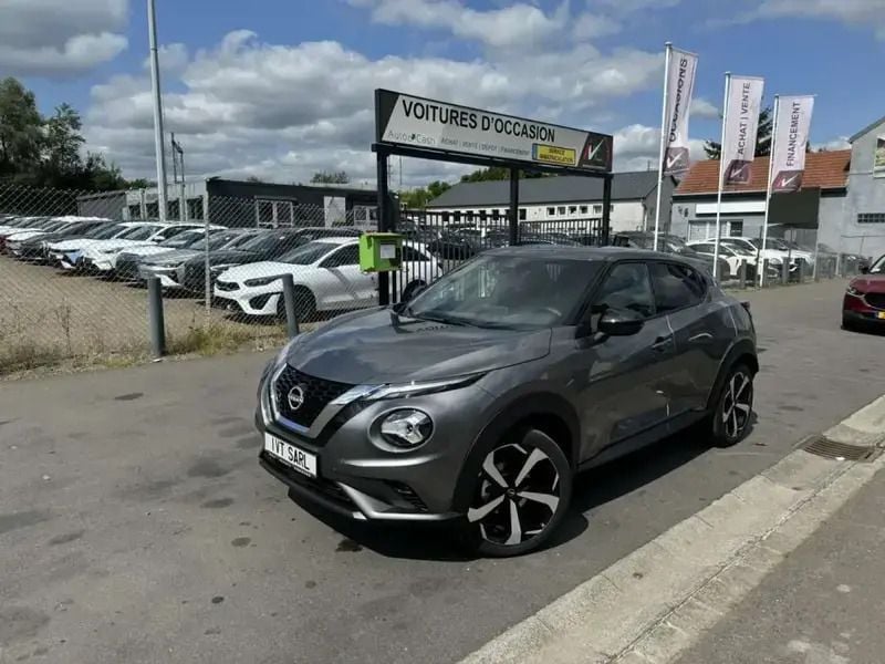 Gris Utilisé 2024 Nissan Juke Tekna SUV | 21 900 € (Bon prix) - Image 1/4