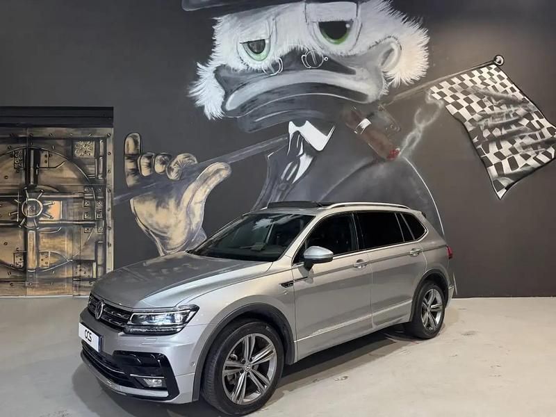Gris Utilisé 2019 VW Tiguan Allspace Exclusive SUV | 31 990 € (Prix cher) - Image 1/4