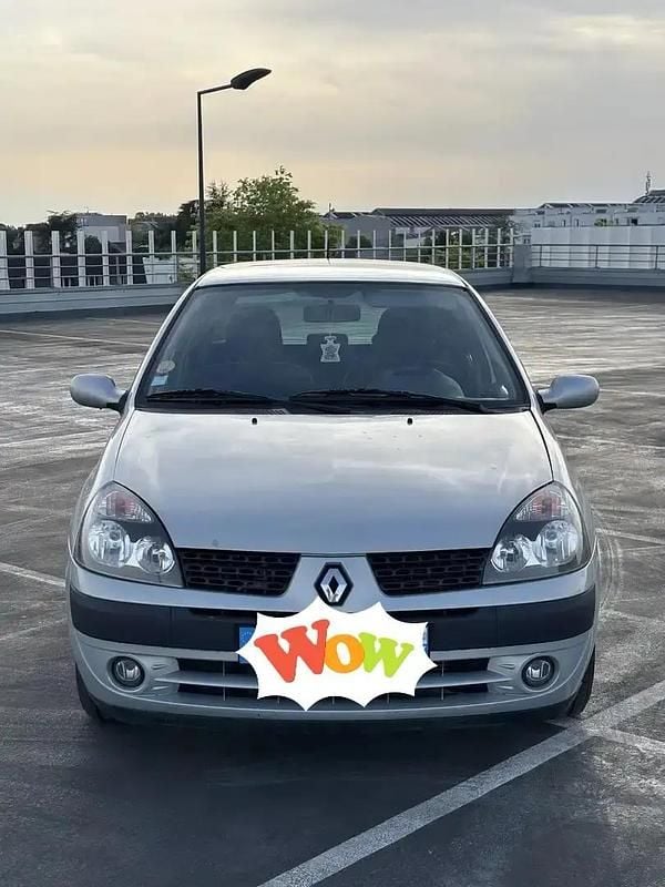 Utilisé 2004 Renault Clio II Authentique Berline | 1 200 € (Super prix) - Image 1/4