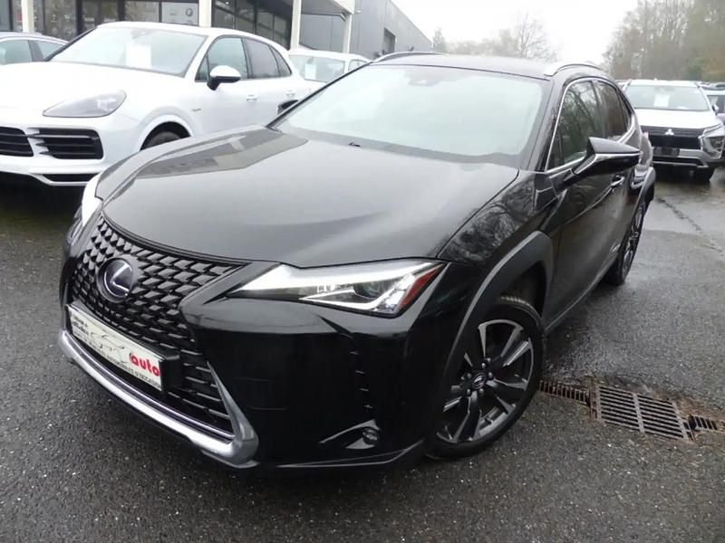 Noir Utilisé 2018 Lexus UX Business Edition SUV | 21 990 € (Prix cher) - Image 1/4