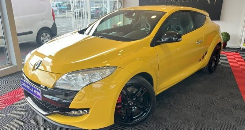 Utilisé 2011 Renault Mégane Coupé R.S. Coupé | 19 990 € - Image 1/4