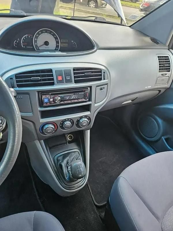 Occasion 2005 Hyundai Matrix GLS Monospace | 1 600 € - Image 1/4