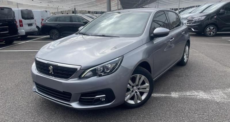 Gris Utilisé 2021 Peugeot 308 Active Berline | 15 500 € (Prix juste) - Image 1/4
