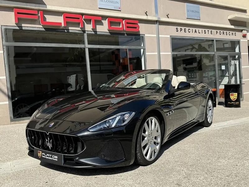 Noir Utilisé 2017 Maserati GranCabrio Cabriolet | 104 990 € - Image 1/4