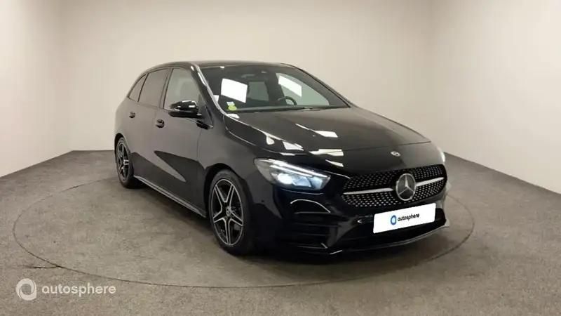 Utilisé 2019 Mercedes 180 AMG line Berline | 23 599 € (Bon prix) - Image 1/4