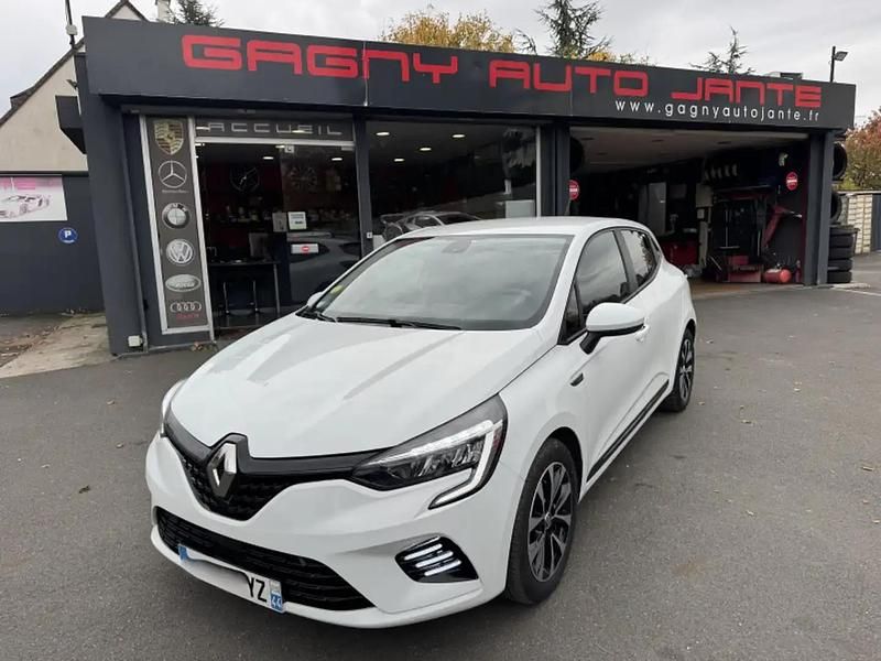 Blanc Utilisé 2020 Renault Clio V Business Berline | 10 490 € (Prix juste) - Image 1/4