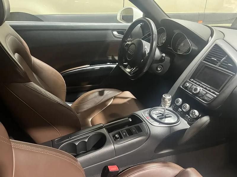 Blanc Occasion 2010 Audi R8 Spyder Sport Cabriolet | 65 000 € - Image 1/4