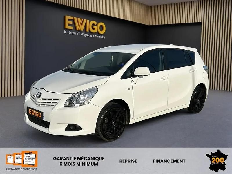 Utilisé 2012 Toyota Verso Skyview Edition Monospace | 7 900 € - Image 1/4