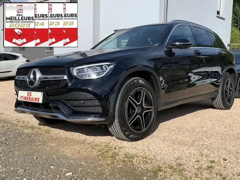 Noir Utilisé 2020 Mercedes GLC300e AMG line SUV | 39 890 € (Prix juste) - Image 1/4