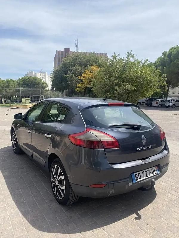 Utilisé 2010 Renault Mégane III Berline | 3 200 € (Prix cher) - Image 1/4