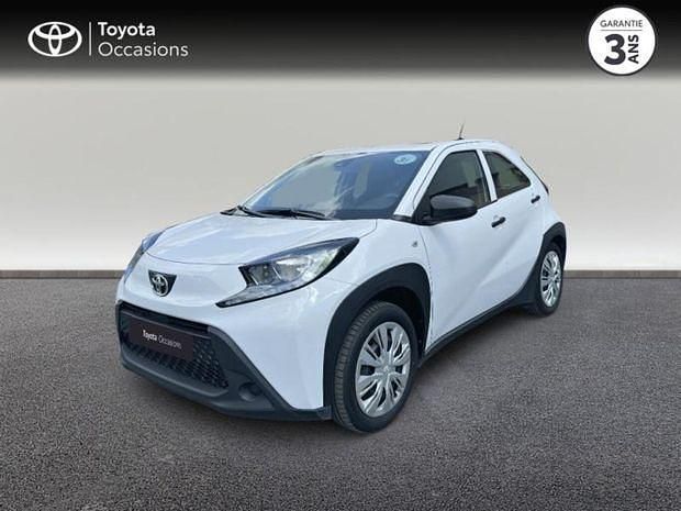 Blanc Utilisé 2023 Toyota Aygo Business Edition Citadine | 12 490 € (Bon prix) - Image 1/4