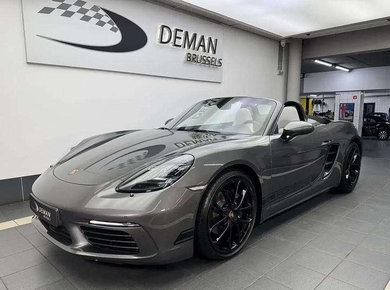 Gris Nouvelle 2025 Porsche 718 Boxster Edition Cabriolet | 92 500 € - Image 1/4