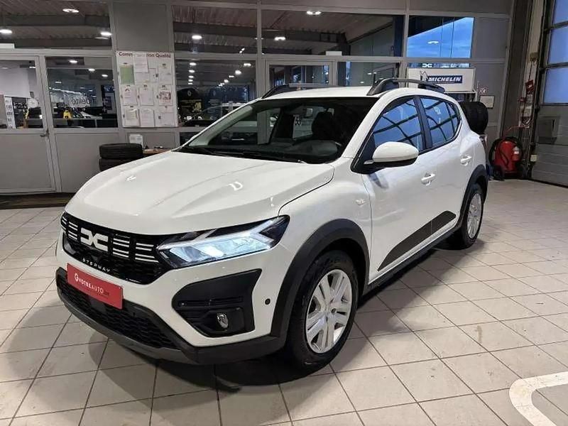 Blanc Occasion 2024 Dacia Sandero Expression Berline | 15 290 € (Bon prix) - Image 1/4