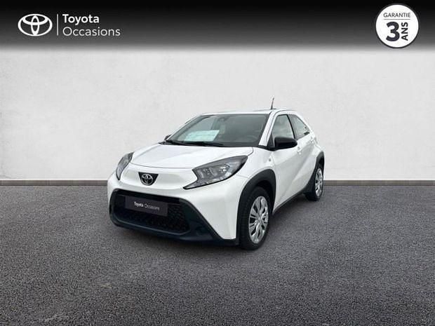Blanc Utilisé 2022 Toyota Aygo Citadine | 13 990 € (Prix juste) - Image 1/4
