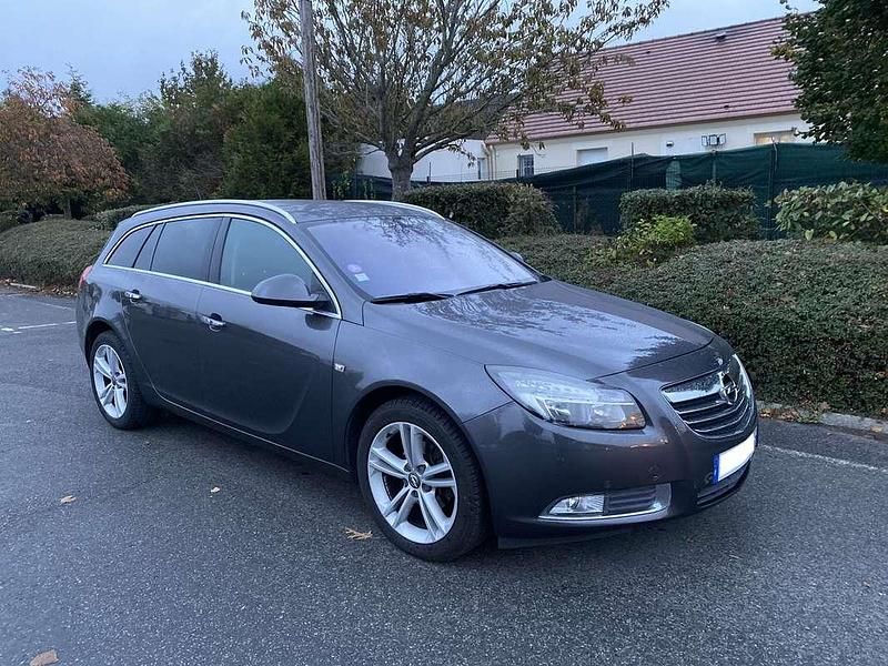 Occasion Opel Insignia Cosmo 140 ch (102 kW) 2010 Gris Break