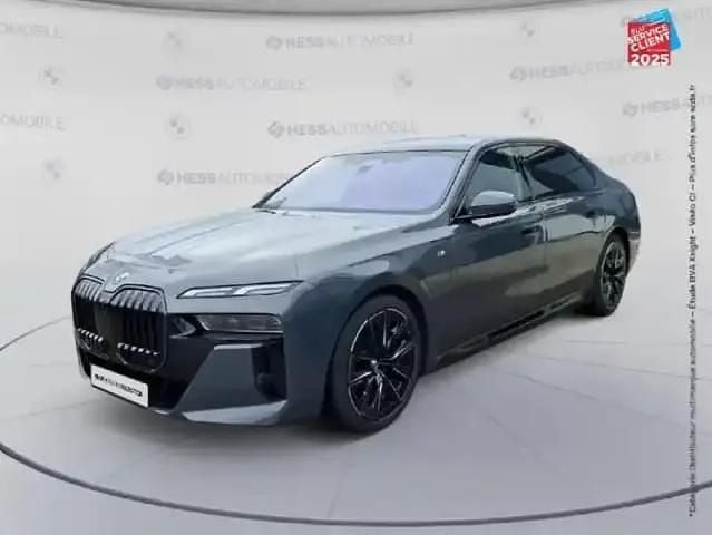 Bmw individual dravitgrau métallisé Utilisé 2024 BMW 750e M Sport Berline | 97 999 € (Prix juste) - Image 1/4
