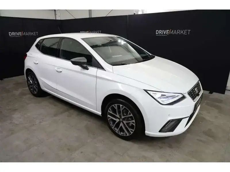 Blanc Utilisé 2023 Seat Ibiza XCELLENCE Berline | 19 774 € (Prix juste) - Image 1/4