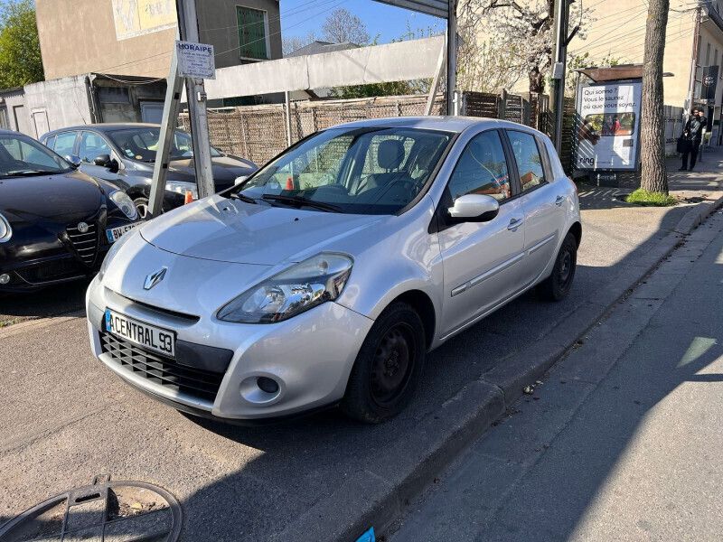 Utilisé 2012 Renault Clio IV Expression Citadine | 5 990 € - Image 1/3