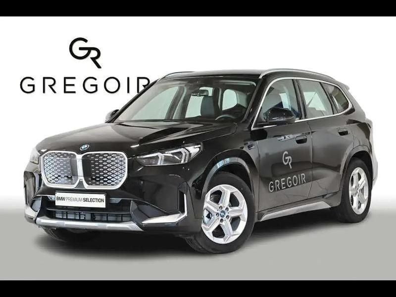 Noir Occasion 2025 BMW iX1 Sport Line SUV | 46 950 € (Prix assez cher) - Image 1/4