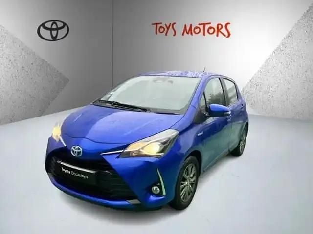 Occasion Toyota Yaris Hybrid Plus 101 ch (74 kW) 2019 Bleu Citadine