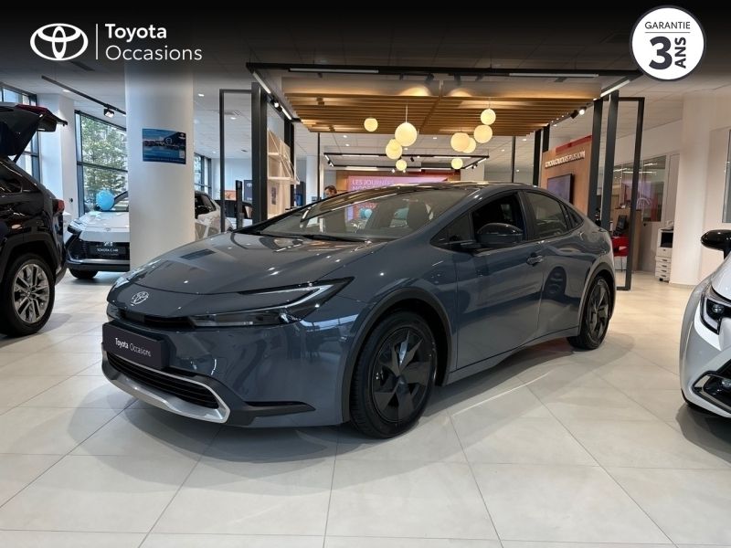 Gris Utilisé 2024 Toyota Prius Citadine | 38 990 € (Prix juste) - Image 1/1