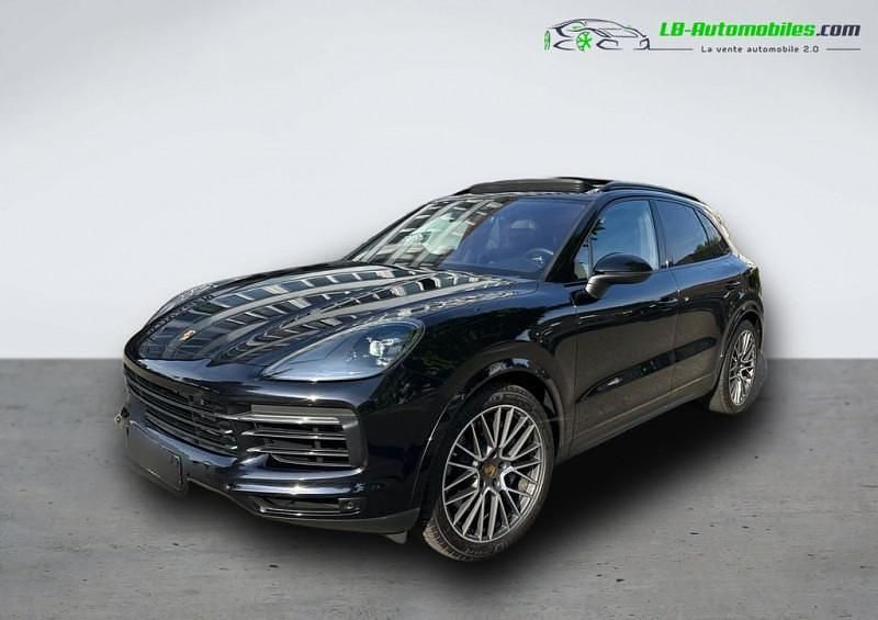 Utilisé 2020 Porsche Cayenne S SUV | 78 100 € - Image 1/4