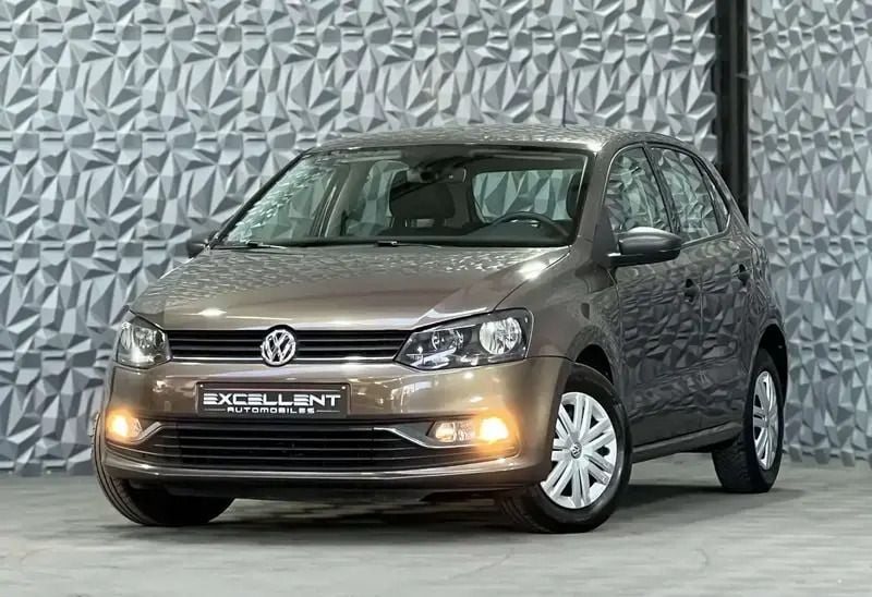 Brun Utilisé 2015 VW Polo Comfortline Berline | 7 950 € (Bon prix) - Image 1/4