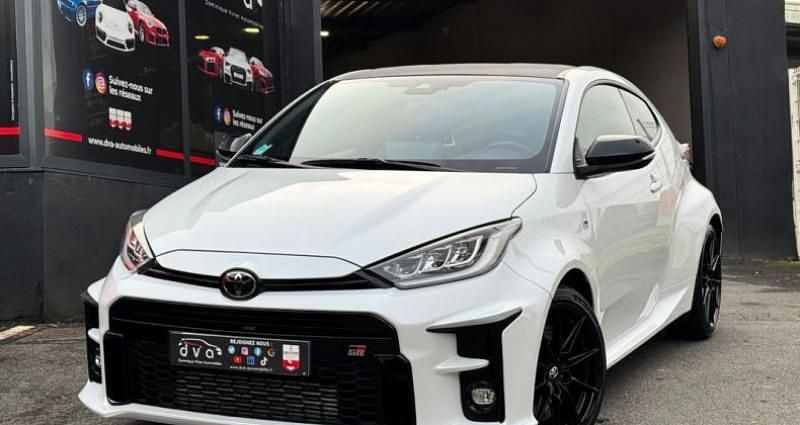 Blanc Utilisé 2023 Toyota Yaris Citadine | 44 990 € - Image 1/4
