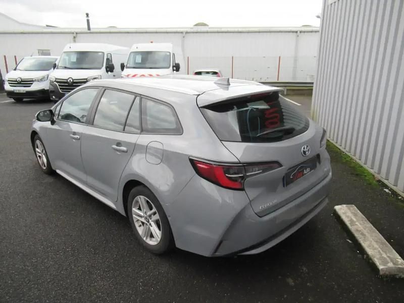 Occasion Toyota Corolla Business Edition 99 ch (72 kW) 2021 Gris Break