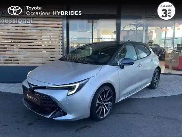 Noir Utilisé 2024 Toyota Corolla Sport Berline | 32 980 € - Image 1/4