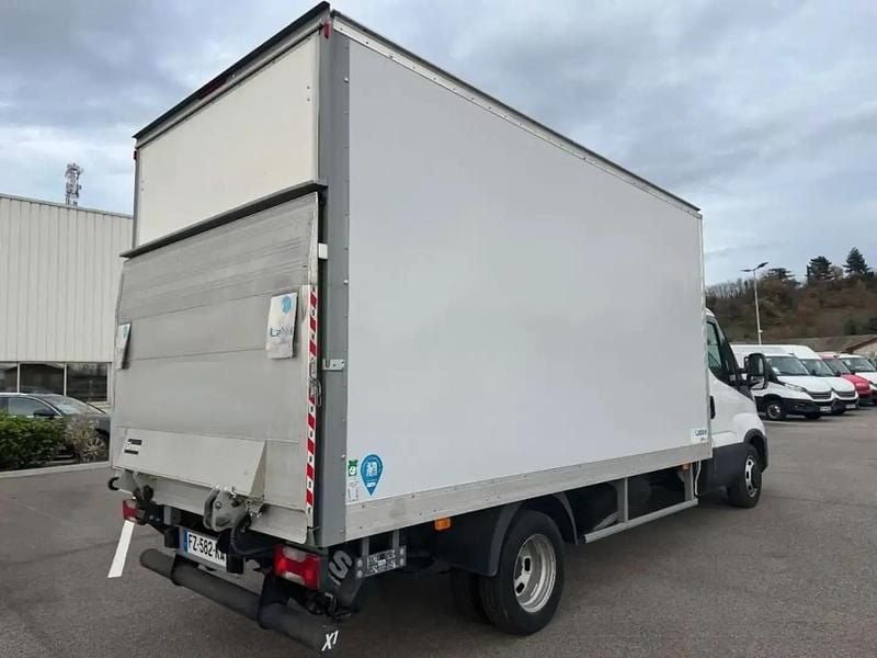 Occasion Iveco Daily 156 ch (114 kW) 2020 Blanc Van