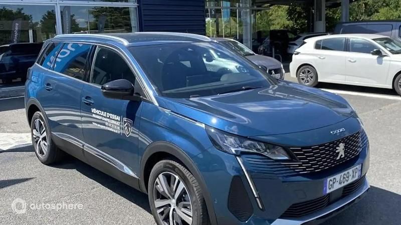 Bleu célèbes (m) Utilisé 2023 Peugeot 5008 Allure Monospace | 29 990 € (Prix cher) - Image 1/4