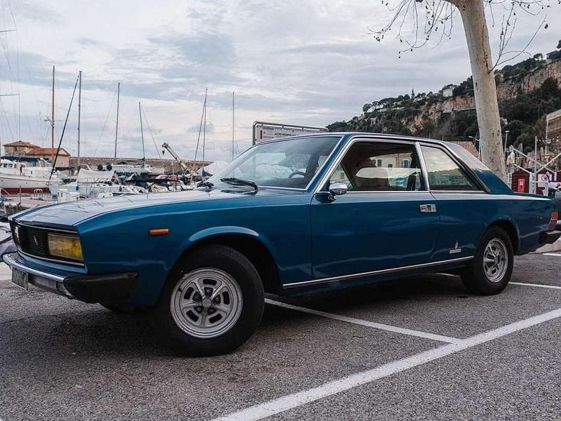 Occasion Fiat 130 165 ch (121 kW) 1974 Bleu Coupé