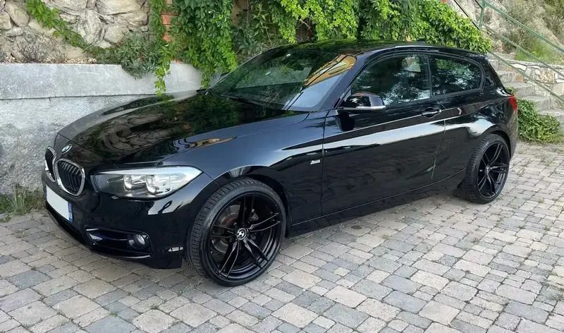 Noir Utilisé 2017 BMW 120 Sport Line Citadine | 17 990 € (Bon prix) - Image 1/4
